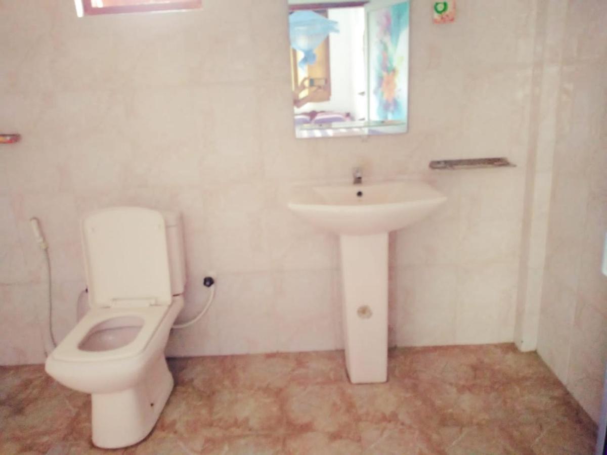 Dinesh Guest House 카타라가마 외부 사진